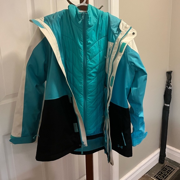 Under Armour Women’s Coat - Picture 2 of 6